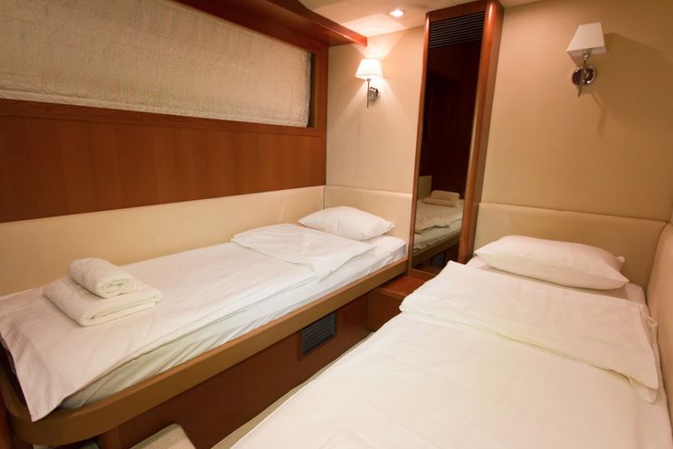 Charter Yacht PAMANGO - Princess 62 - 4 Cabins - Split - Kastela - Hvar - Dubrovnik