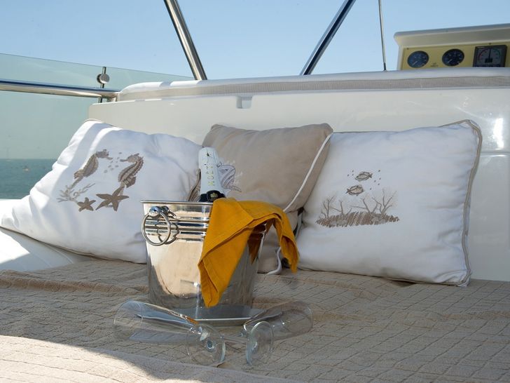 PAMPERO Ferretti 760 Motoryacht Sundeck