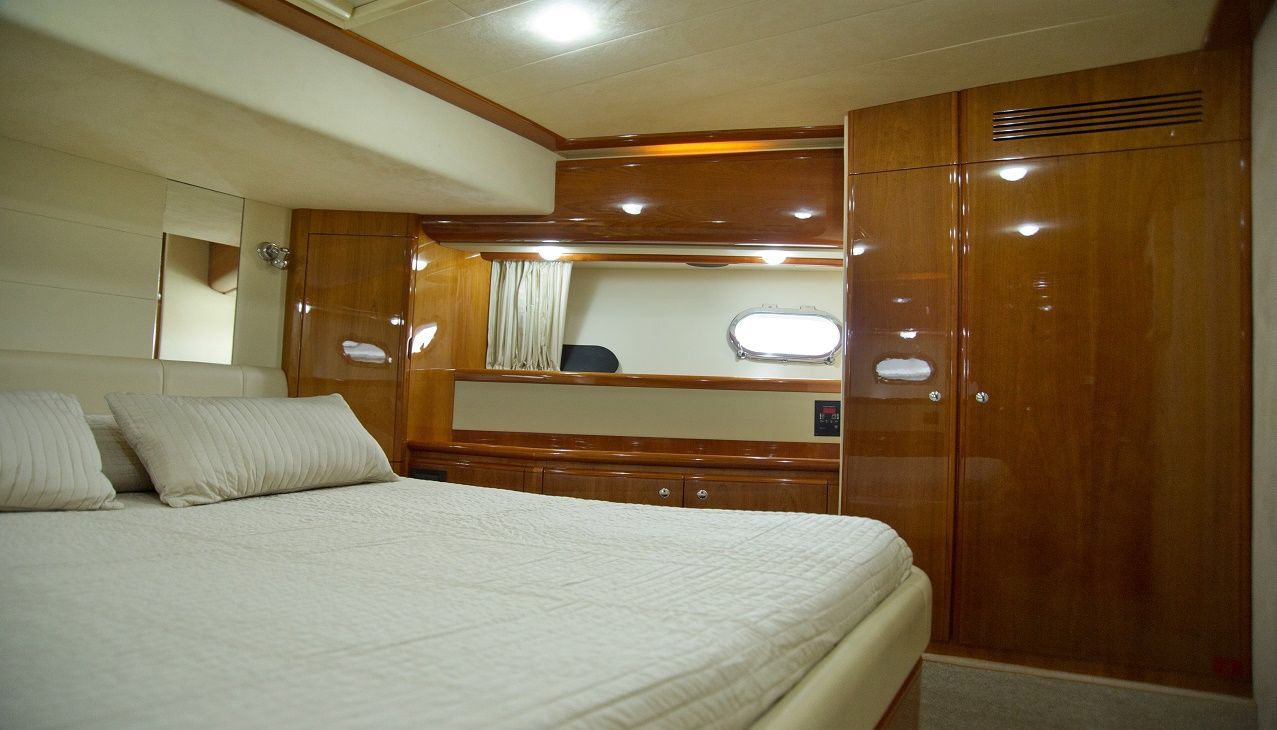 PAMPERO Ferretti 760 Motoryacht VIP Cabin