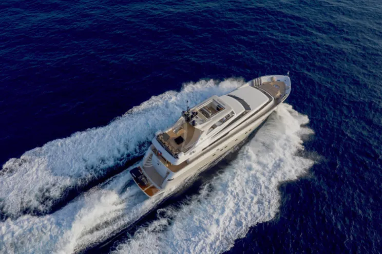 Charter Yacht PANTHOURS - San Lorenzo 88 - 4 Cabins - Cannes - Nice - St Tropez - Monaco