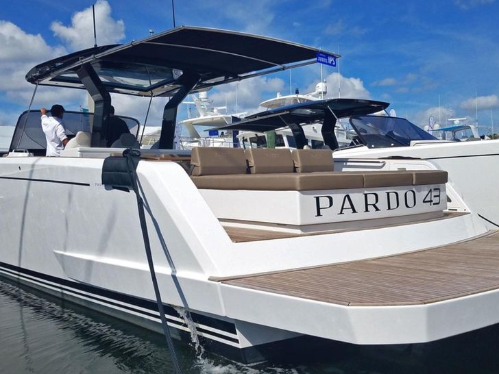 Pardo 43 Aft Pardo 43 Aft