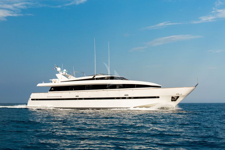 Charter Yacht PAS ENCORE - Eurocraft 110 - 5 Cabins - Monaco - Antibes - Cannes - St Tropez - Corsica