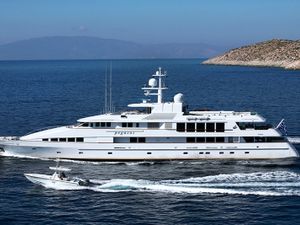 PEGASUS - Feadship 53m - 6 Cabins - Athens - Mykonos - Kea - Paros - Santorini PEGASUS - Feadship 53m - 6 Cabins - Athens - Mykonos - Kea - Paros - Santorini