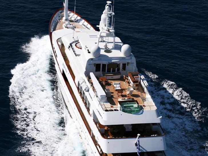 Stern Cruising Stern Cruising