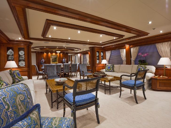 TCB Richmond 142 Luxury Motoryacht Main Salon