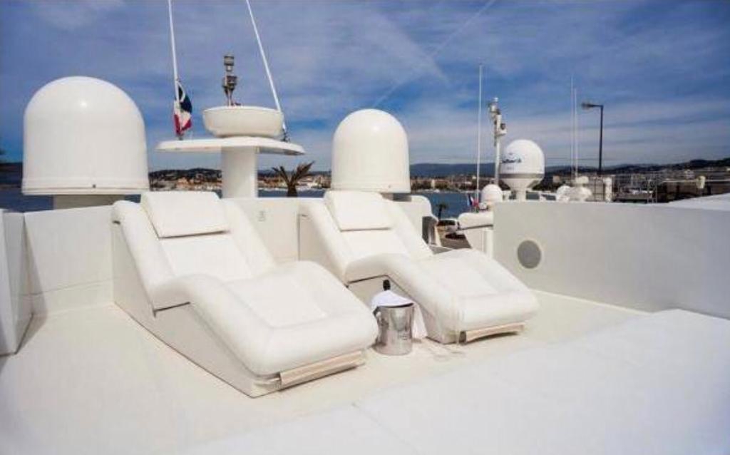 Charter Yacht Pershing 90` - Day Charter - Miami - Ft Lauderdale
