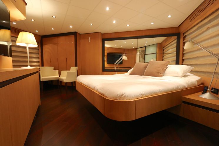 Charter Yacht Pershing 90` - Day Charter - Miami - Ft Lauderdale