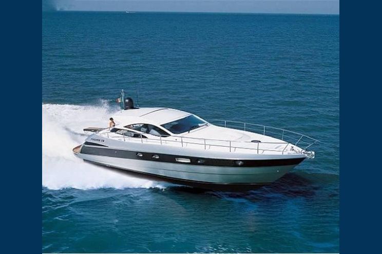 Charter Yacht Pershing 50 - 9 guests cruising - Golfe de Saint-Tropez