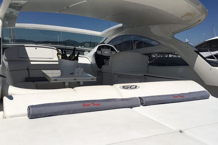 Charter Yacht Pershing 50 - 9 guests cruising - Golfe de Saint-Tropez