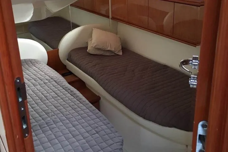 Charter Yacht Pershing 50 - 9 guests cruising - Golfe de Saint-Tropez