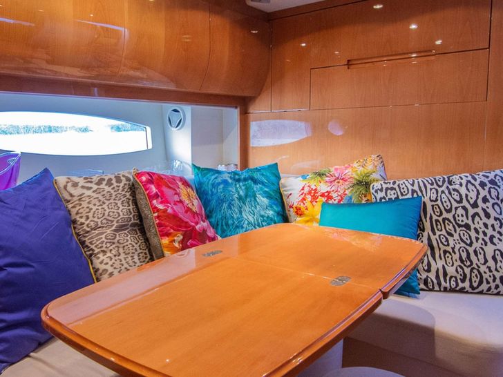 Pershing 56 Pershing 56