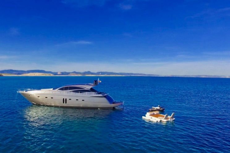 Charter Yacht Pershing 62 - Day Charter - 3 cabins(2 double 1 twin)- Ibiza - Formentera