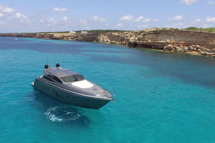 Charter Yacht Pershing 62 - Day Charter - 3 cabins(2 double 1 twin)- Ibiza - Formentera