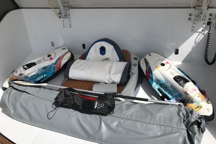 Charter Yacht Pershing 62 - Day Charter - 3 cabins(2 double 1 twin)- Ibiza - Formentera