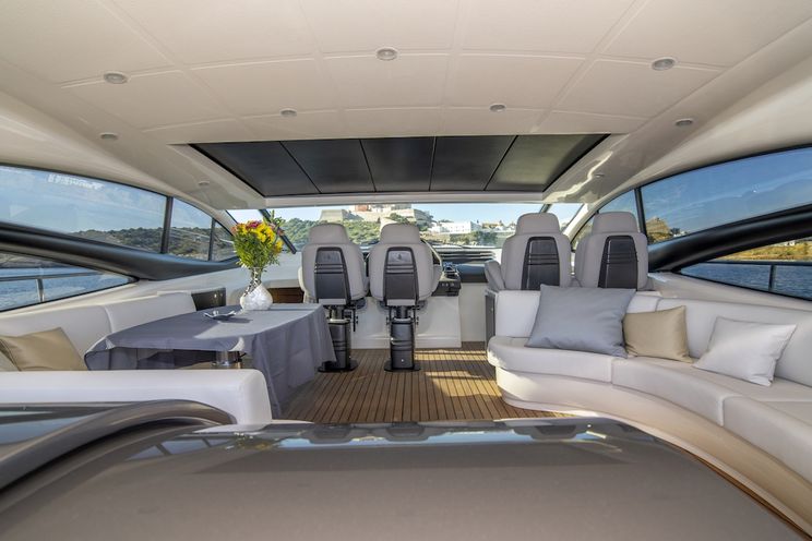 Charter Yacht Pershing 62 - Day Charter - 3 cabins(2 double 1 twin)- Ibiza - Formentera