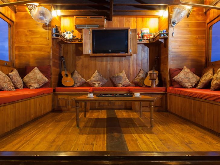 Phinisi 34 TB Phinisi 34 TB