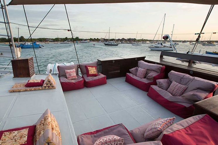 Charter Yacht Phinisi 40 KAT - 6 Cabins - Komodo and Raja Ampat,Indonesia