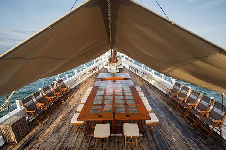 Charter Yacht Phinisi 40 KAT - 6 Cabins - Komodo and Raja Ampat,Indonesia