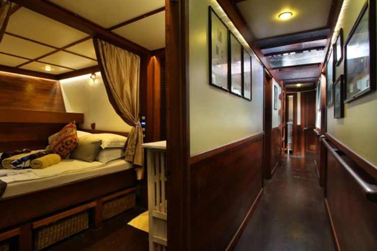 Charter Yacht Phinisi 40 KAT - 6 Cabins - Komodo and Raja Ampat,Indonesia