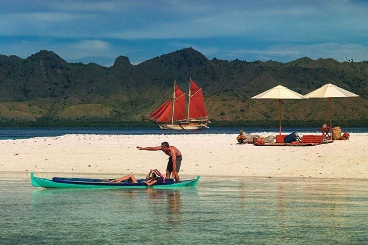 Charter Yacht Phinisi 50 - 5 Cabins - Komodo and Raja Ampat,Indonesia