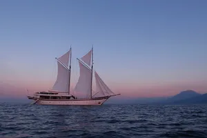 Phinisi 53 - 7 Cabins - Bali,Lombok,Komodo,Raja Ampat,East Indonesia Phinisi 53 - 7 Cabins - Bali,Lombok,Komodo,Raja Ampat,East Indonesia