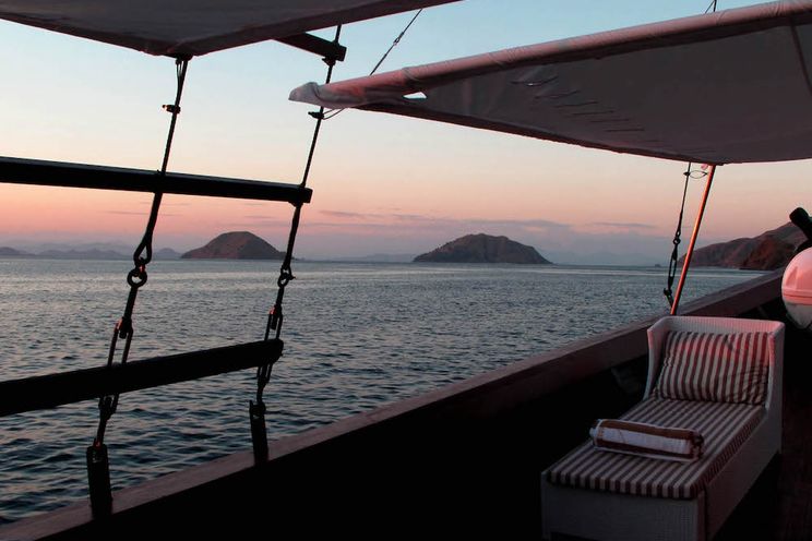 Charter Yacht PHINISI 42 SAM - 5 Cabins - Komodo,Raja Ampat - East Indonesia