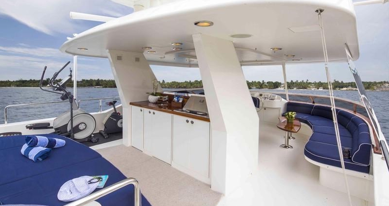 Charter Yacht PLAN A - Westport 130 - 5 Cabins - Nassau - Georgetown - Paradise Island