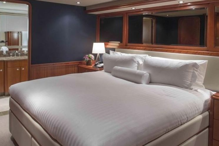 Charter Yacht PLAN A - Westport 130 - 5 Cabins - Nassau - Georgetown - Paradise Island