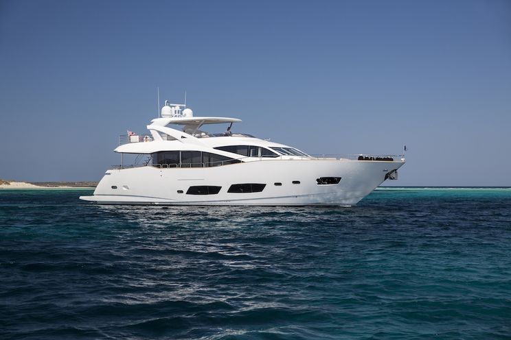Charter Yacht PLAY THE GAME - Sunseeker 28m - 4 Cabins - Marina Ibiza - Formentera - San Antonio