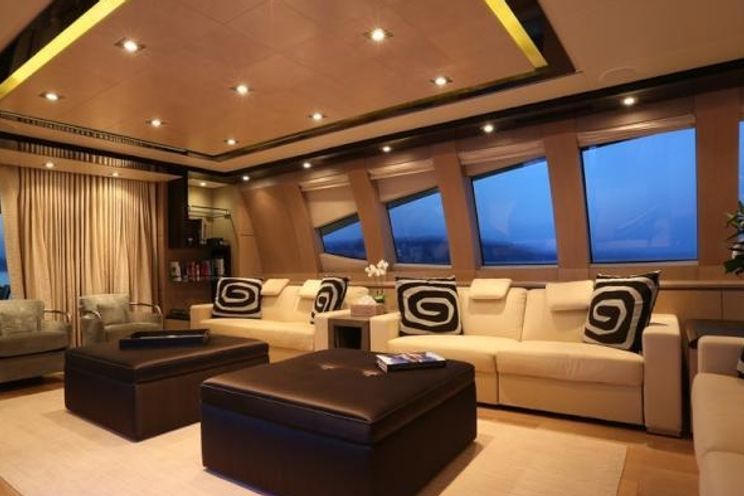 Charter Yacht PLUS TOO - Palmer Johnson PJ 135 - 5 Cabins - Golfe Juan - Cannes - Antibes - Monaco