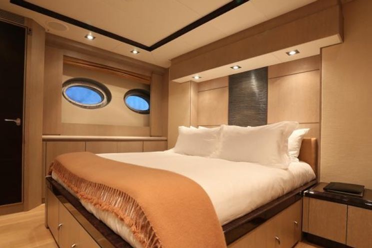 Charter Yacht PLUS TOO - Palmer Johnson PJ 135 - 5 Cabins - Golfe Juan - Cannes - Antibes - Monaco