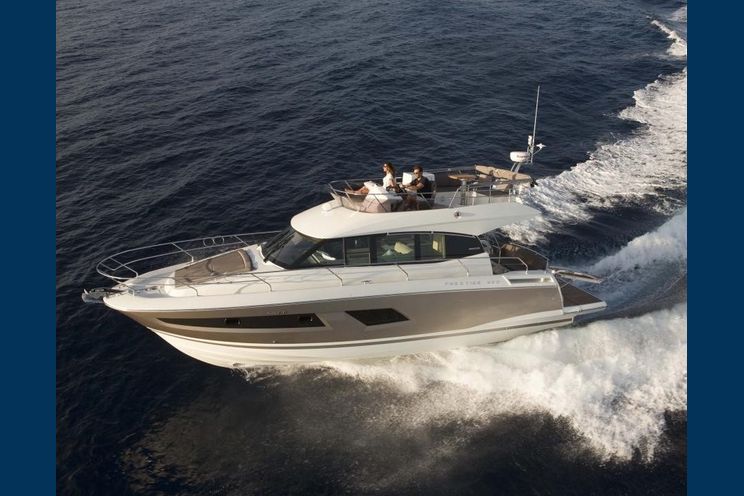 Charter Yacht Prestige 42 Fly - Day Charter Yacht - Cannes - Antibes - Monaco - St Tropez