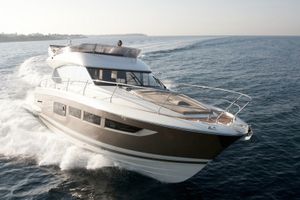 Prestige 500 Fly - 3 Cabins - Cannigione - Porto Cervo - Portisco - Sardinia - Bonifacio - Corsica Prestige 500 Fly - 3 Cabins - Cannigione - Porto Cervo - Portisco - Sardinia - Bonifacio - Corsica