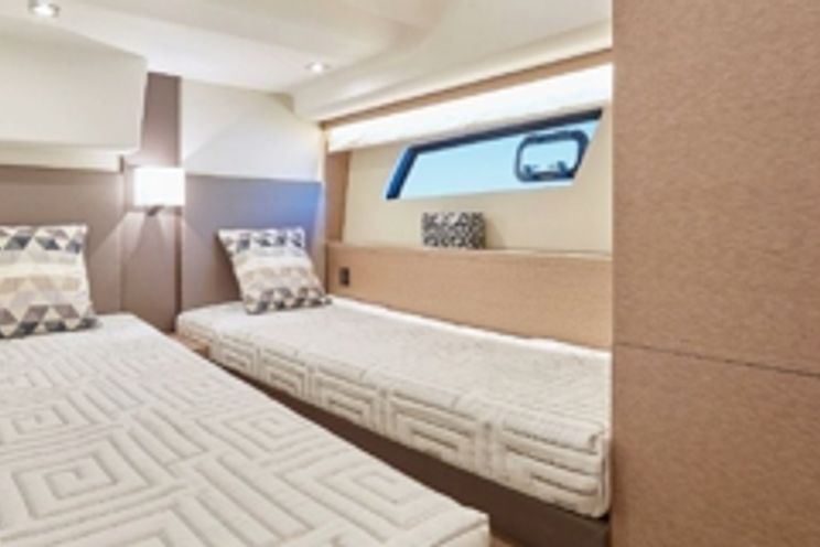 Charter Yacht Prestige 500 Fly - 3 Cabins - Cannigione - Porto Cervo - Portisco - Sardinia - Bonifacio - Corsica