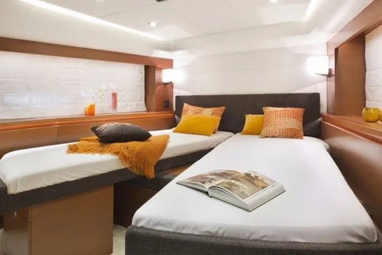 Charter Yacht Prestige 500 Fly - 3 Cabins - Cannigione - Porto Cervo - Portisco - Sardinia - Bonifacio - Corsica