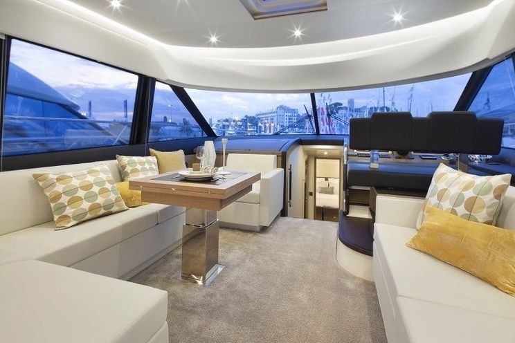 Charter Yacht Prestige 560 - Day Charter - Cannes - Saint Tropez - Monaco