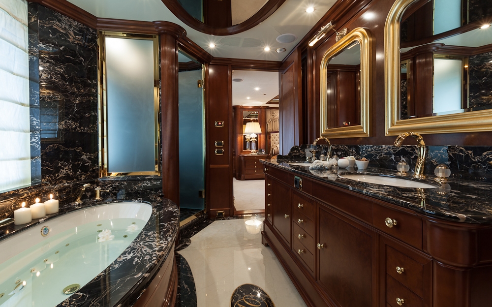 Charter Yacht PRIDE - Viudes Yachts 45m - 6 Staterooms - Monaco - Antibes - Cannes