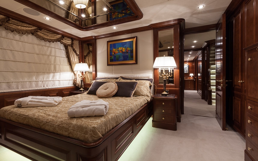 Charter Yacht PRIDE - Viudes Yachts 45m - 6 Staterooms - Monaco - Antibes - Cannes