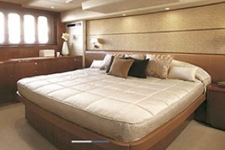 Charter Yacht Princess 62 - 3 Cabins - St Tropez - Nice - Cannes