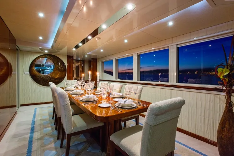 Charter Yacht PRINCESS ILUKA - Ray Kemp 34m - 5 Cabins - Sydney - Hamilton Island - Whitsundays