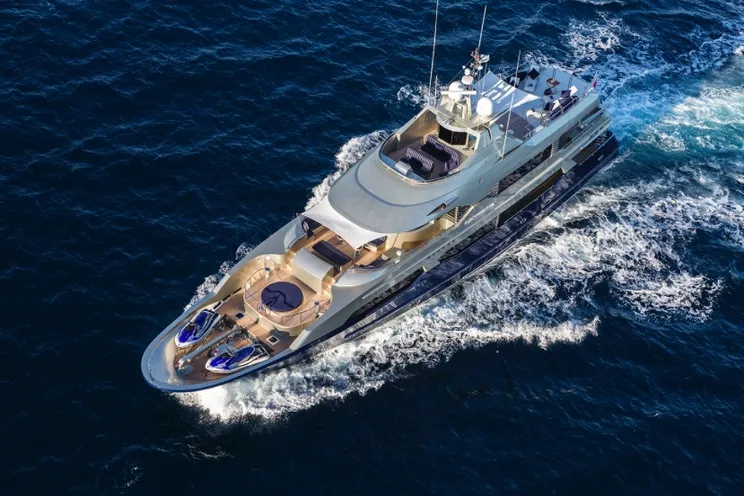 Charter Yacht PRINCESS ILUKA - Ray Kemp 34m - 5 Cabins - Sydney - Hamilton Island - Whitsundays