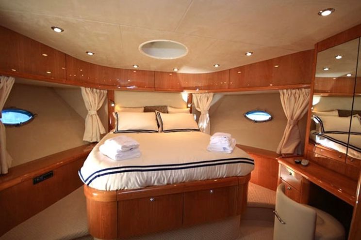 Charter Yacht PRINCESS KITANA - Sunseeker Yacht 75 - 4 Cabins - Croatia