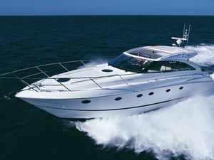 Princess V53 - St Tropez Day Charters Princess V53 - St Tropez Day Charters