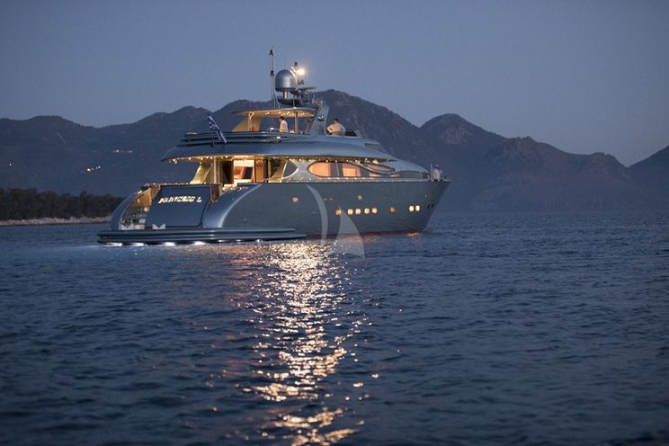 Charter Yacht PRINCESS L - Maiora 108 - 5 Cabins - Athens - Mykonos - Naxos