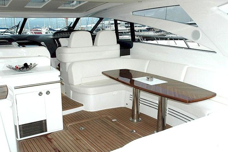 Charter Yacht Princess V58 - 3 Cabins - St Tropez - Hyeres
