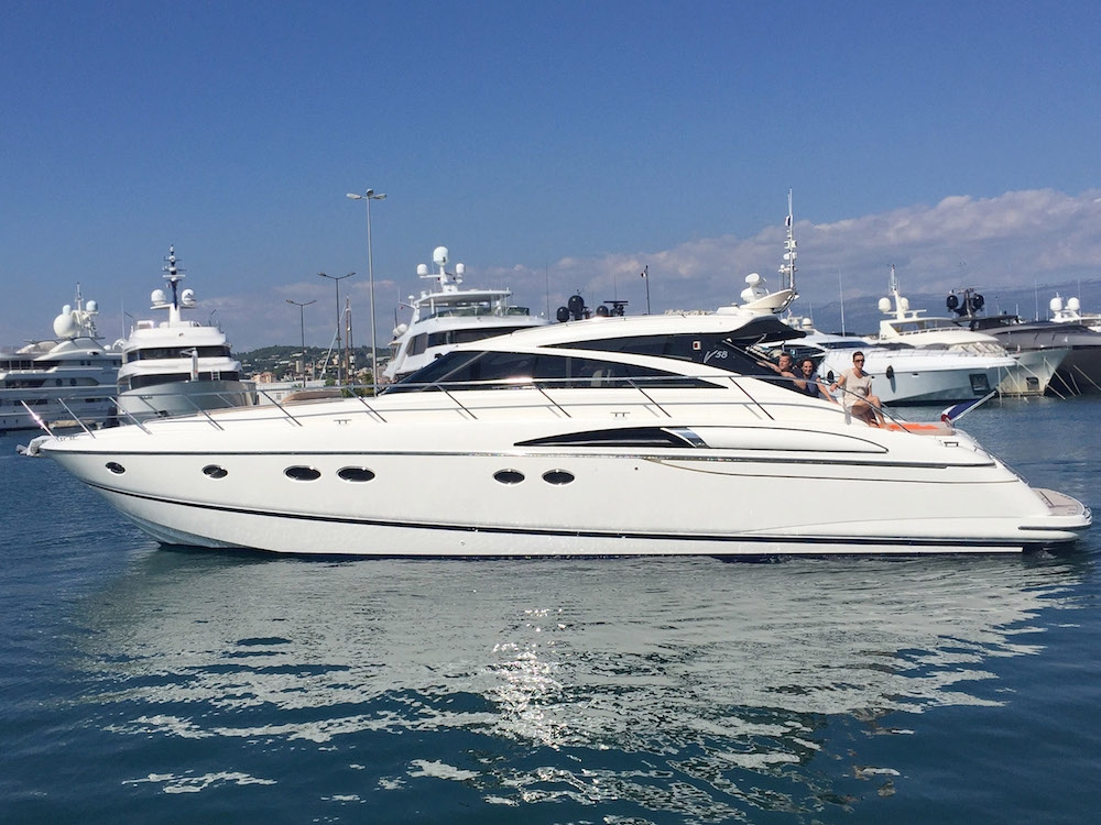 Crewed Motor Yacht Princess V58 - 2 Cabins - Cannes