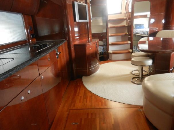 Charter Yacht Princess V58 - 2 Cabins - Cannes - Antibes - St Tropez