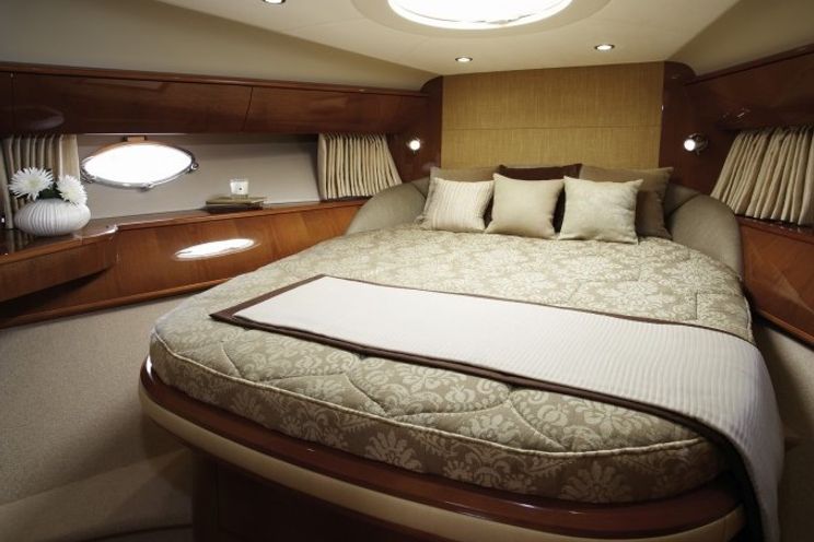 Charter Yacht Princess V58 - 2 Cabins - Cannes - Antibes - St Tropez