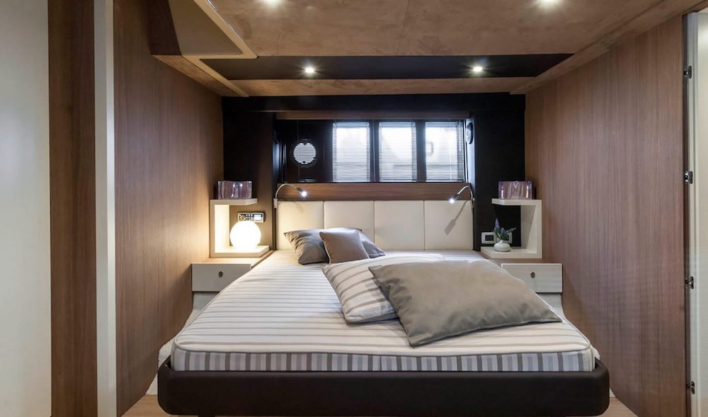 Charter Yacht PRUDY - Cranchi Spa 56 - 3 Cabins - Monaco - Nice - Cannes