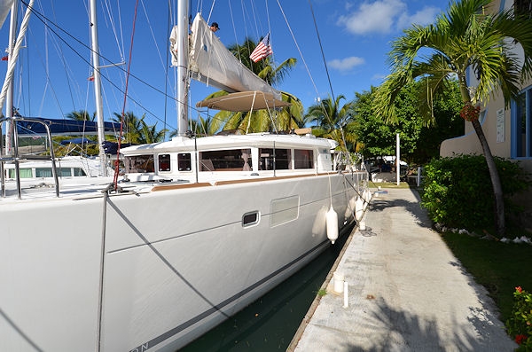 Charter Yacht Lagoon 450 - 6 Cabins - Tortola - BVI